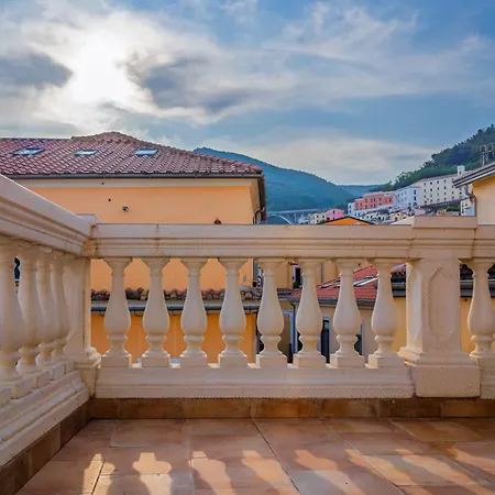 Apartment Elegante A Amalfi Coast Salerno